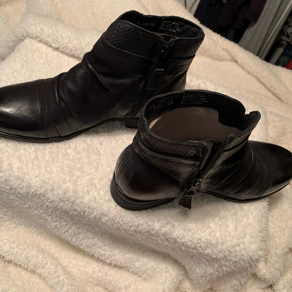 Miz Mooz Textured Black Ankle Booties - Picture 8 of 13